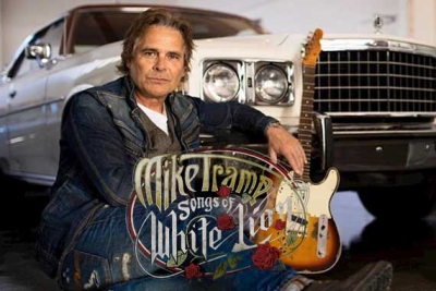 MIKE TRAMP kündigt neues Album «Songs Of White Lion Vol. II» für August &#039;24 an und teilt neue Single «Lights And Thunder»