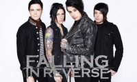 FALLING IN REVERSE teilen Videoclip «Zombiefied»