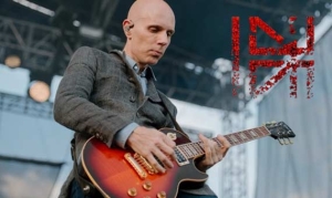 BILLY HOWERDEL (A Perfect Circle) kündigt Solo-Album an und teilt neues Video «Poison Flowers»