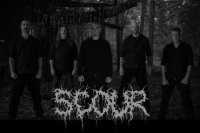 SCOUR teilen Visualizer zu «Coin» mit Gastsolo von Gary Holt von Exodus. Neues Album «Gold» bereits erschienen